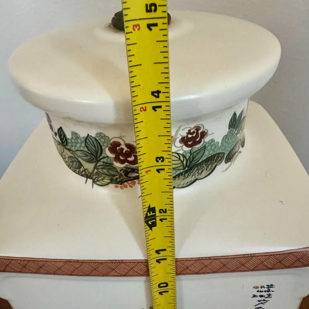 Vintage Hand Painted Porcelain Chinese Feng Cheng Table Lamp 26” - Picture 9 of 13